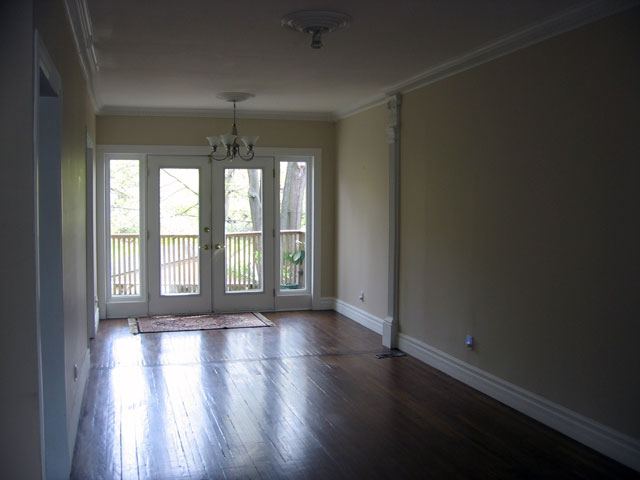 Dining room view of a Toronto Property (Listing)